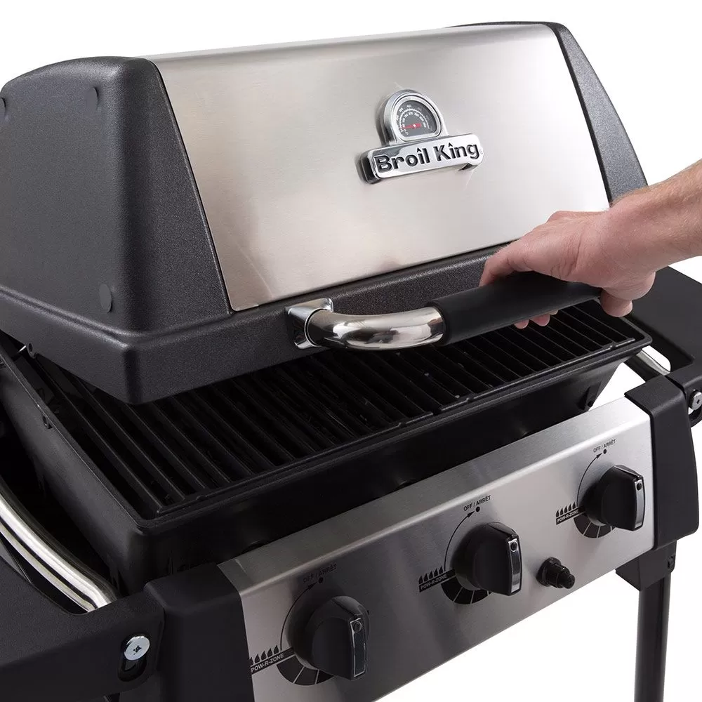 Broil King 952654 Porta-Chef 320 3-Burner Portable Grill, 24-Inches, Propane 6 Broil King 952654 Porta-Chef 320 3-Burner Portable Grill, 24-Inches, Propane - Image 6
