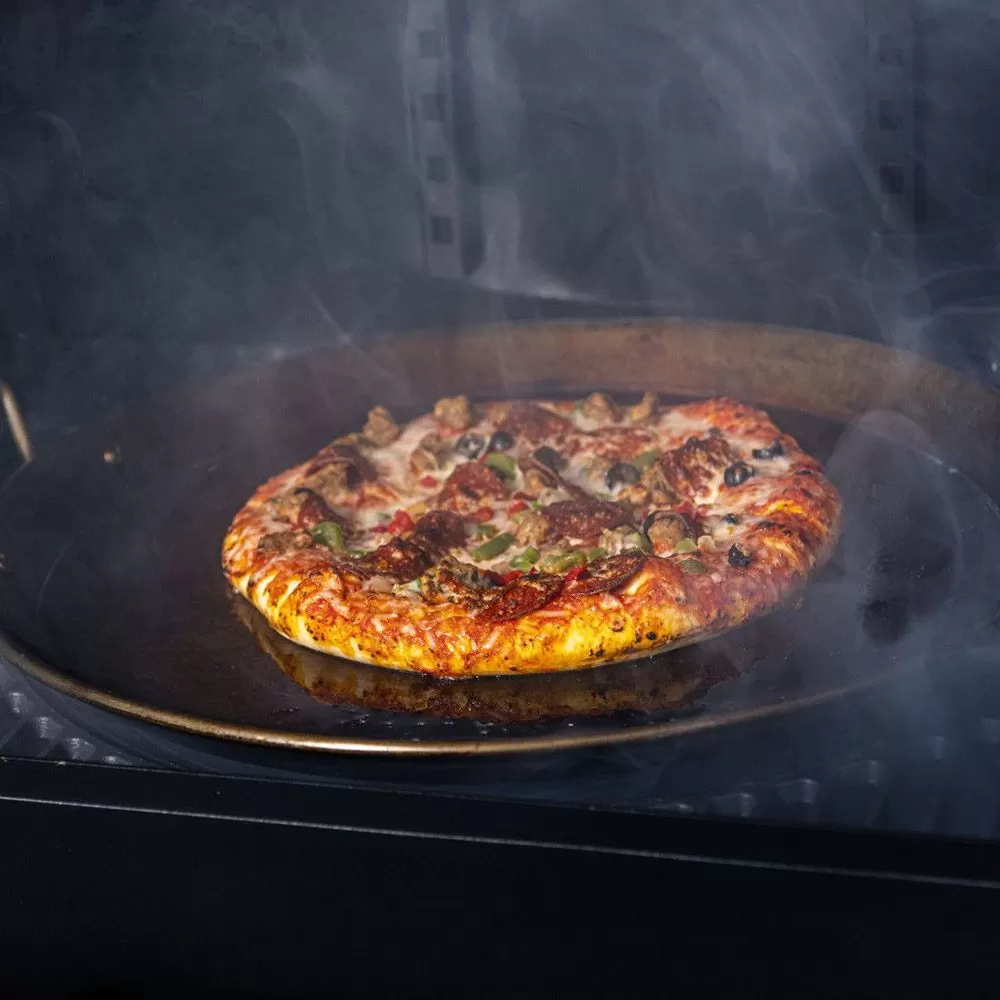 Oklahoma Joe's OKJ-1996977P04 18-Inch Round Carbon Steel Griddle 4 Oklahoma Joe's OKJ-1996977P04 18-Inch Round Carbon Steel Griddle - Image 4