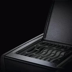 Napoleon RXT525SIBK Rogue XT 525 Black Gas Grill On Cart With Infrared Side Burner, 28.75-Inches 9 Napoleon RXT525SIBK Rogue XT 525 Black Gas Grill On Cart With Infrared Side Burner, 28.75-Inches -Barbecue Shop rxt b feature 7 01 20