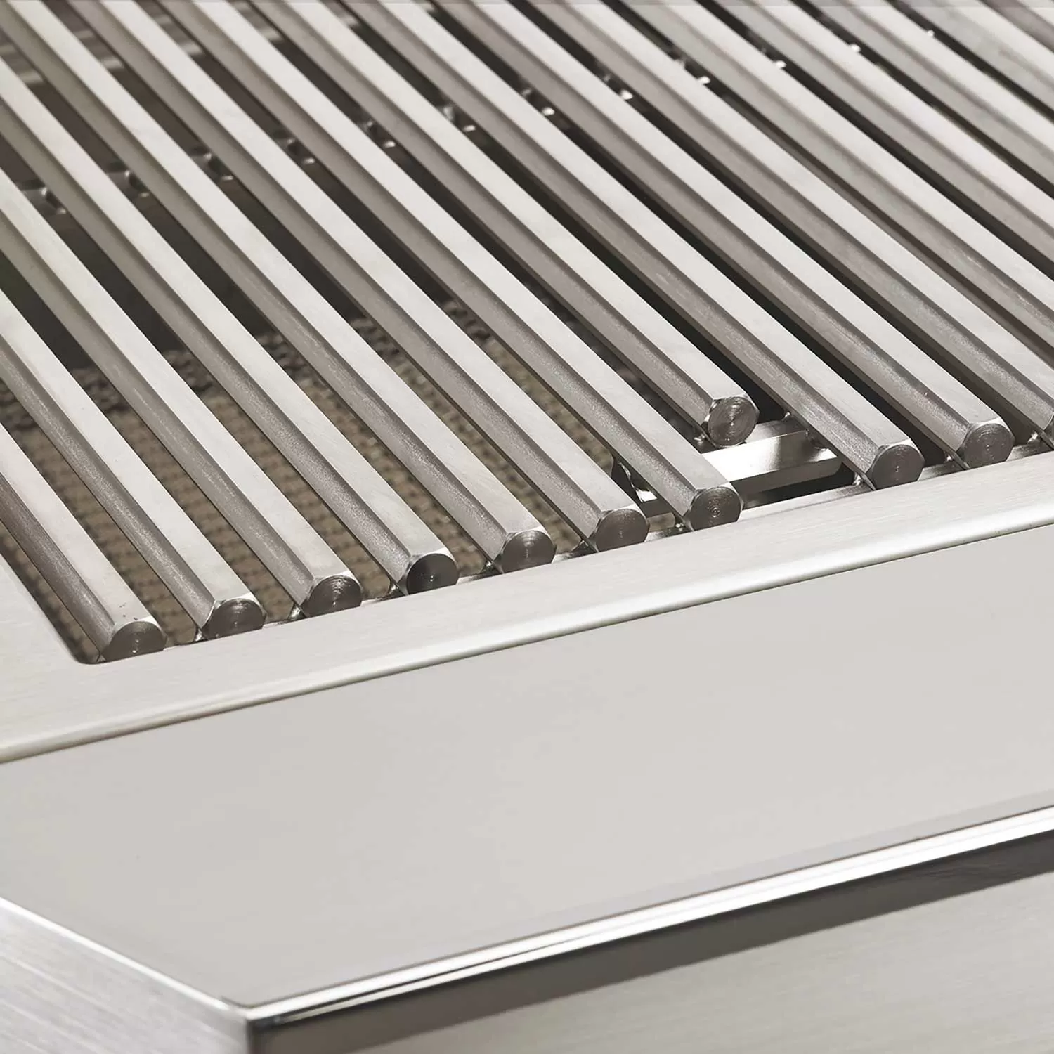 Twin Eagles TE1BQ54RS 54-Inch Eagle One Built-In Gas Grill With Rotisserie And Infrared Sear Zone 4 Twin Eagles TE1BQ54RS 54-Inch Eagle One Built-In Gas Grill With Rotisserie And Infrared Sear Zone - Image 4