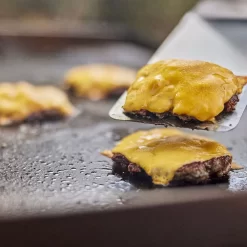 Weber Griddle Spatula (WEB-6779) -Barbecue Shop web 6779 d 04 23